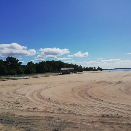 Charmante Maison Neuve Au Lac D'อูร์ตัง ภายนอก รูปภาพ